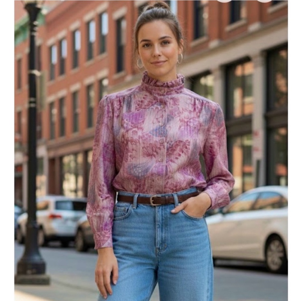 Chic Women's Blouse in Pink